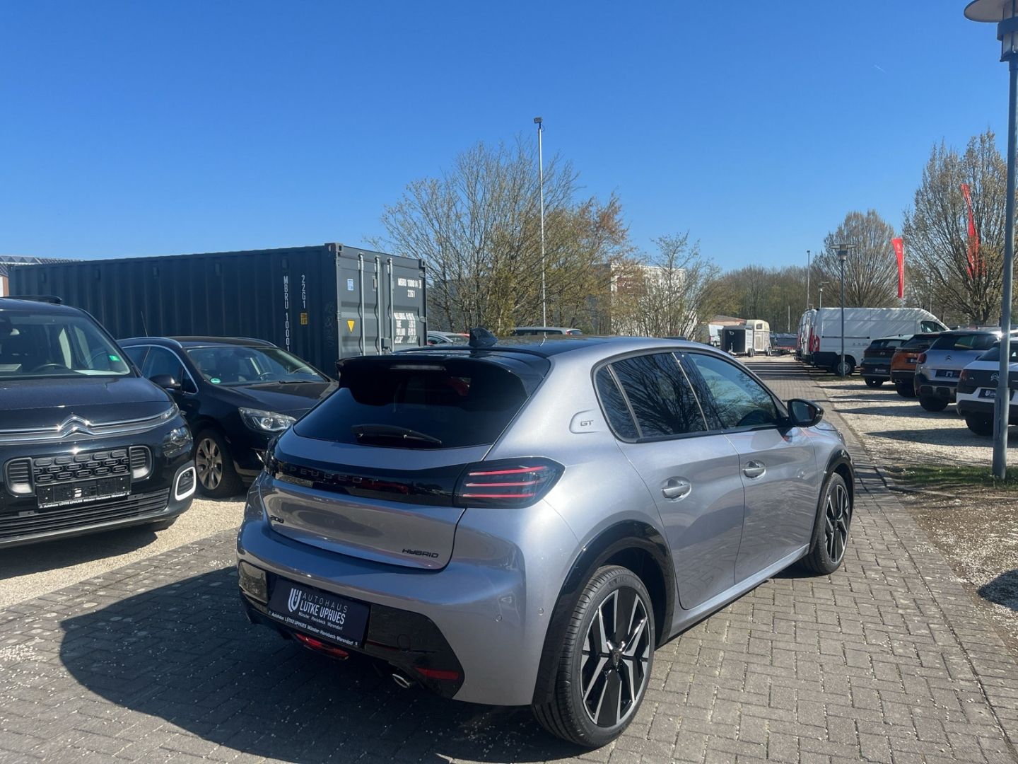 Fahrzeugabbildung Peugeot 208 GT Hybrid 110 e-DSC6 Panorama Navi ACC 360