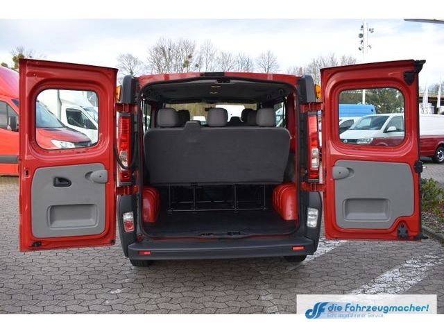 Fahrzeugabbildung Opel Vivaro Kasten Behindertengerecht 8024