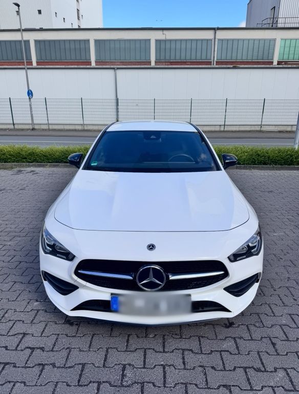 Image of Mercedes-Benz CLA 180