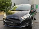 Ford Fiesta Titanium*SHZ*TÜVNEU*PDC*LED* - Ford Fiesta: Titanium