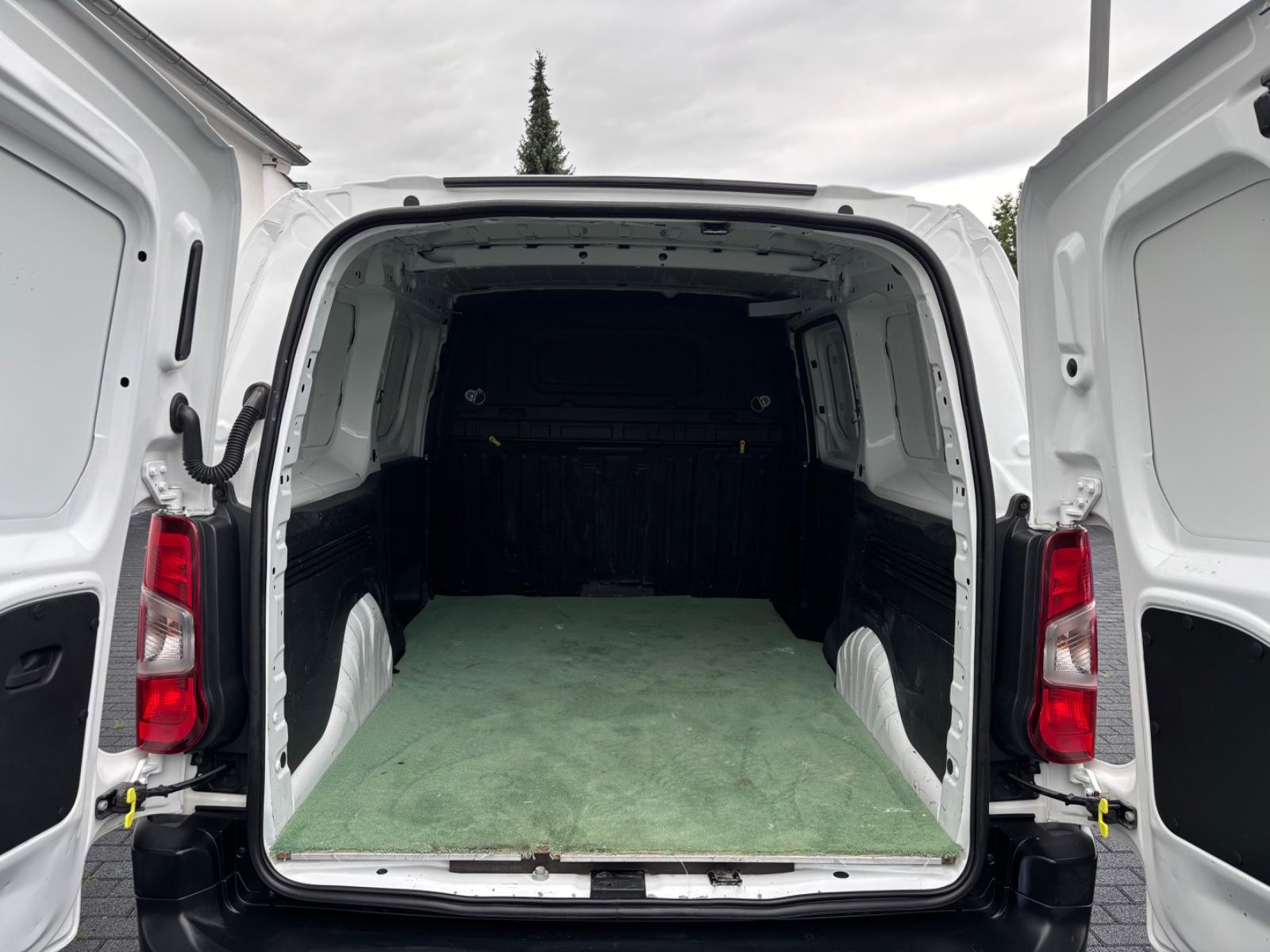 Peugeot Partner Grip L2 / 3 Sitzplätze