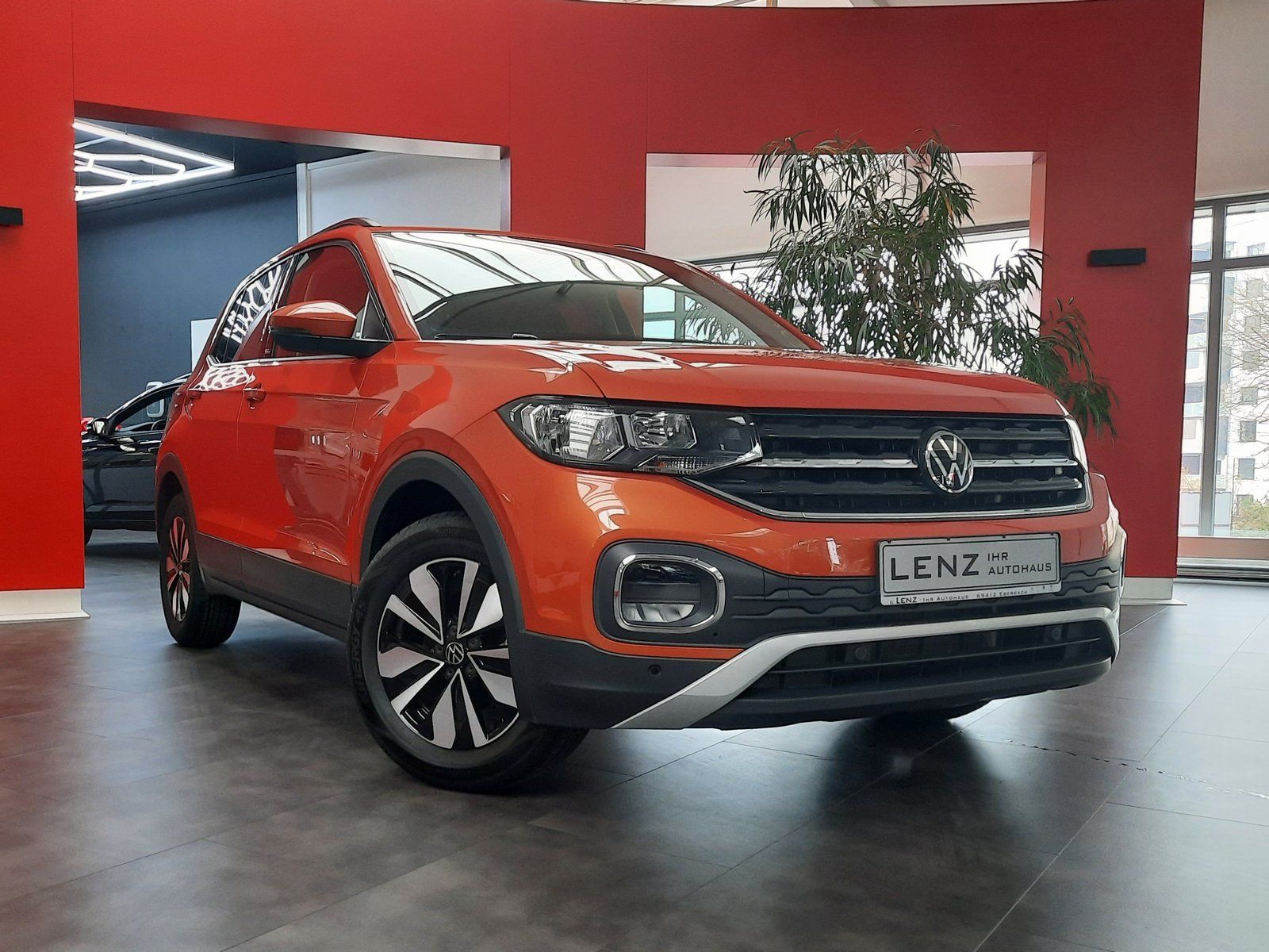 Fahrzeugabbildung Volkswagen T-Cross Move TSI *Navi*Einparkh*Sitzhzg*App-Conn
