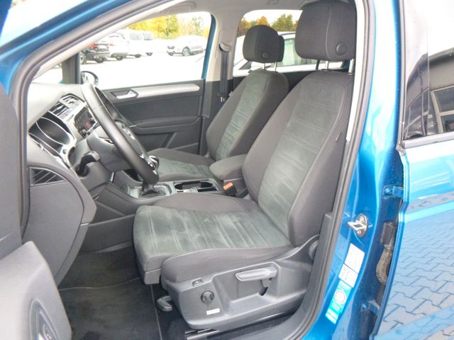 Fahrzeugabbildung Volkswagen Touran 2,0 TDI BMT >NAV/LED/Sitzheiz<