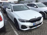 BMW 330e M Sport Automatik M Sport - mit Hybrid-Antrieb: Sportwagen