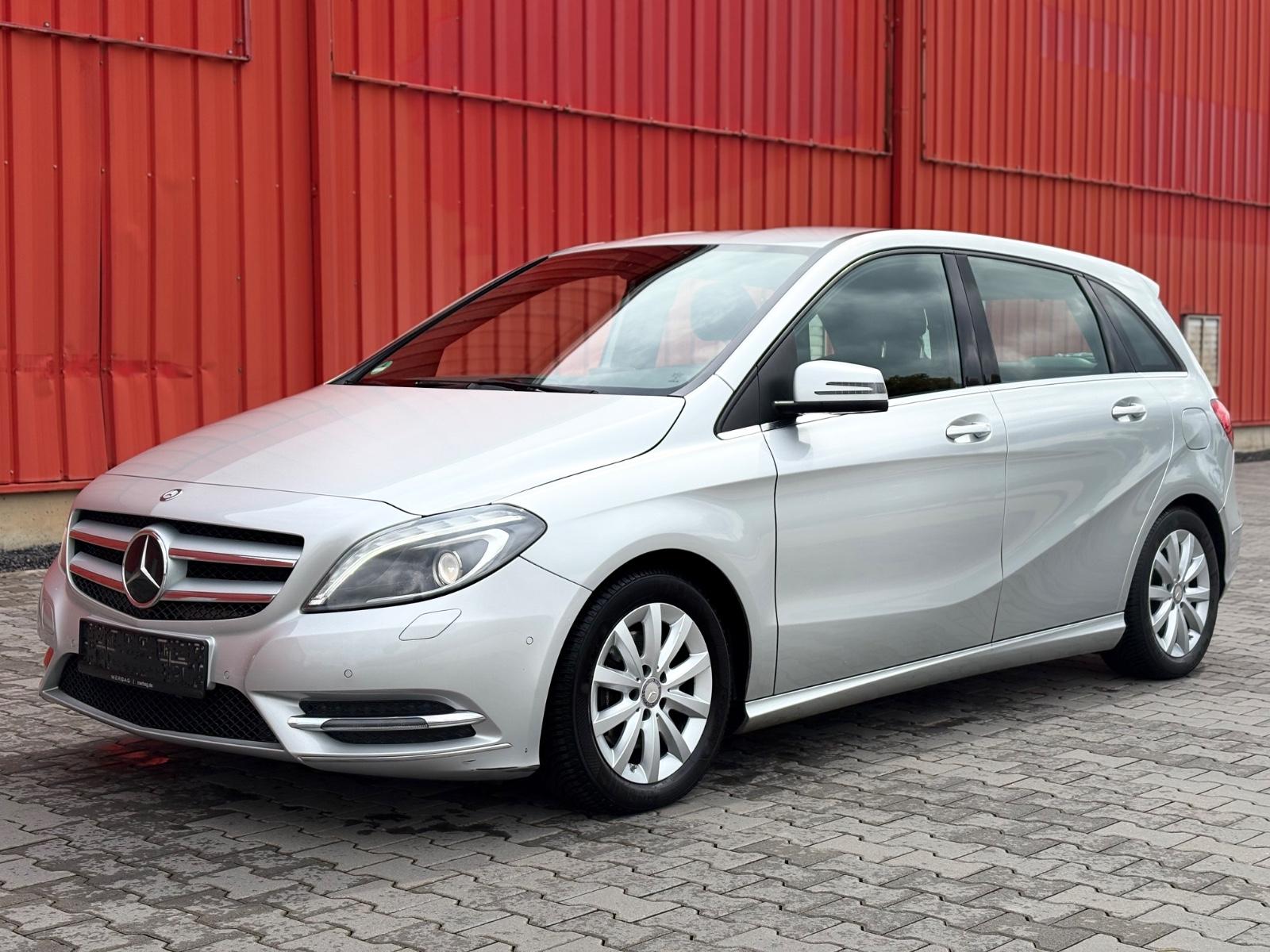 Mercedes-Benz CDI 7G-Tronic TÜV NEU ZH-NEU Bi-Xeno Navi Leder
