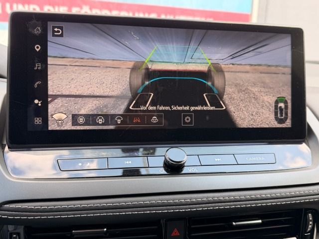 Fahrzeugabbildung Nissan Qashqai 1.3 DIG-T Xtronic N-Connecta*Winterpaket