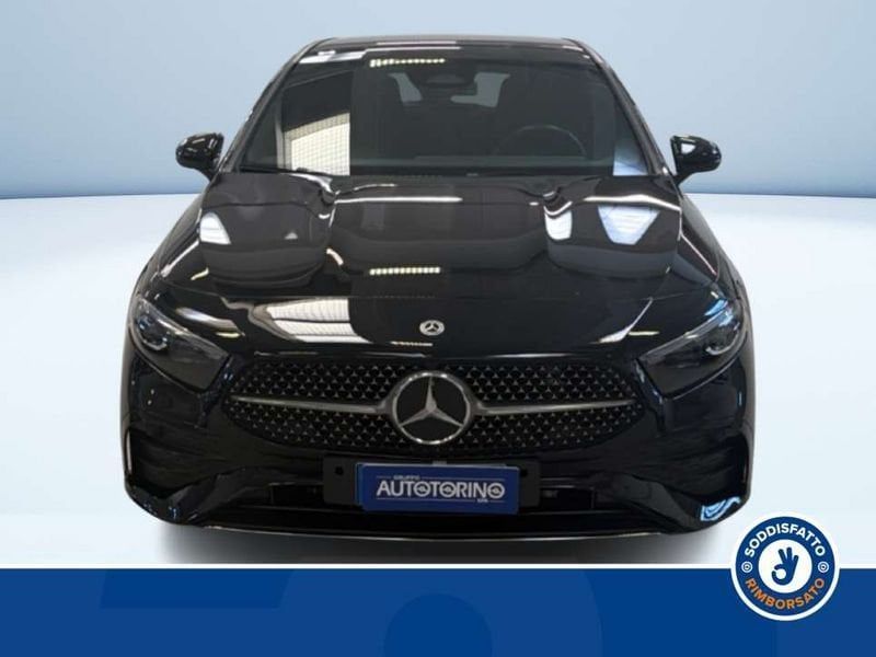 Mercedes-Benz Classe A 180d Automatic AMG Line A imagem 3
