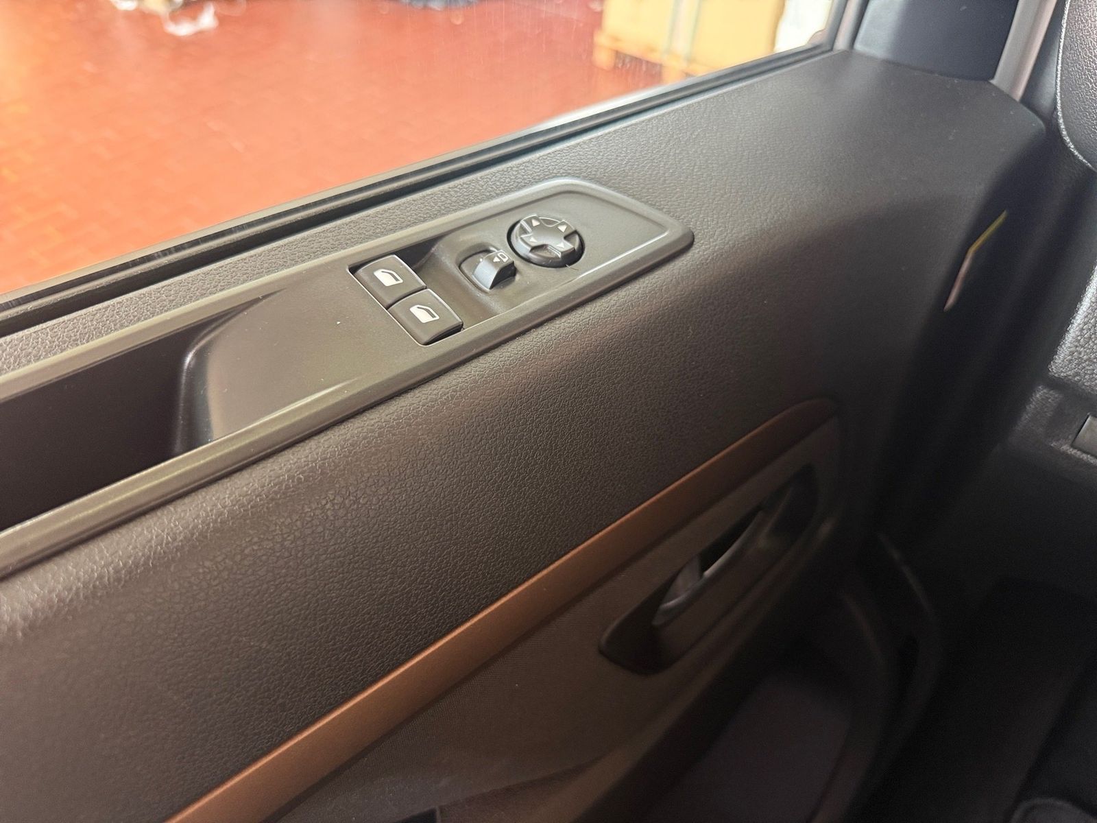 Fahrzeugabbildung Toyota Proace Verso 2.0 D-4D L1 Team D. 8 Sitzer