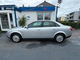 Audi A4 1.6  1.Hand/Rentnerfahrzeug - Audi A4 mit Benzin-Antrieb: Limousine, 1.6