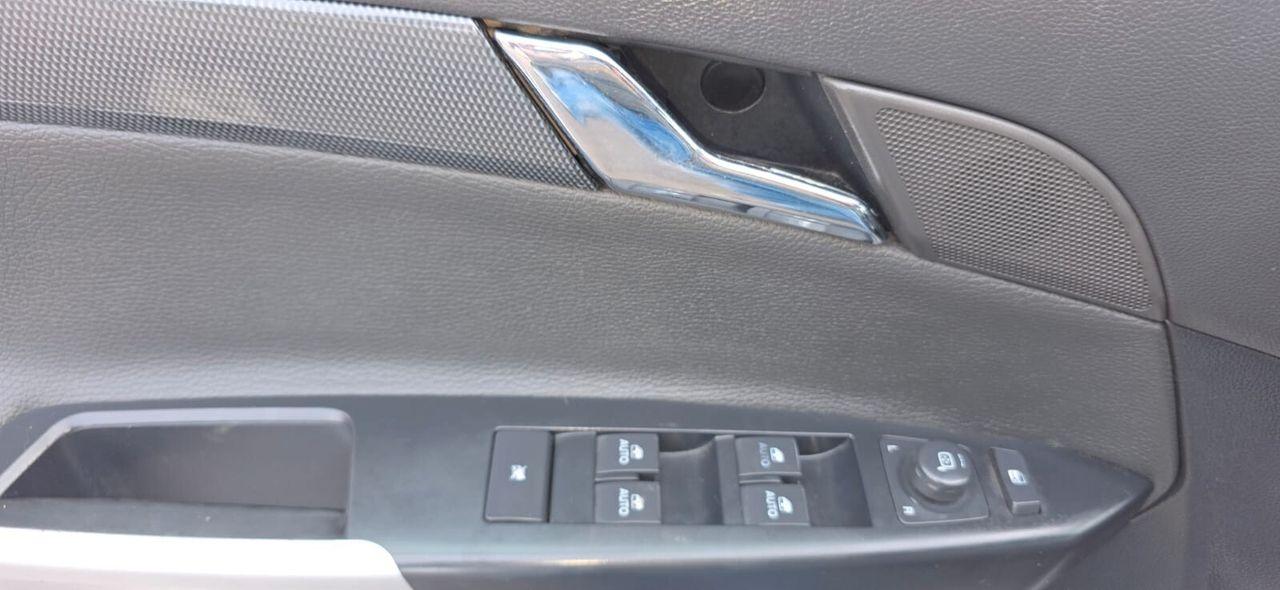 Opel Antara 2010 — photo 15