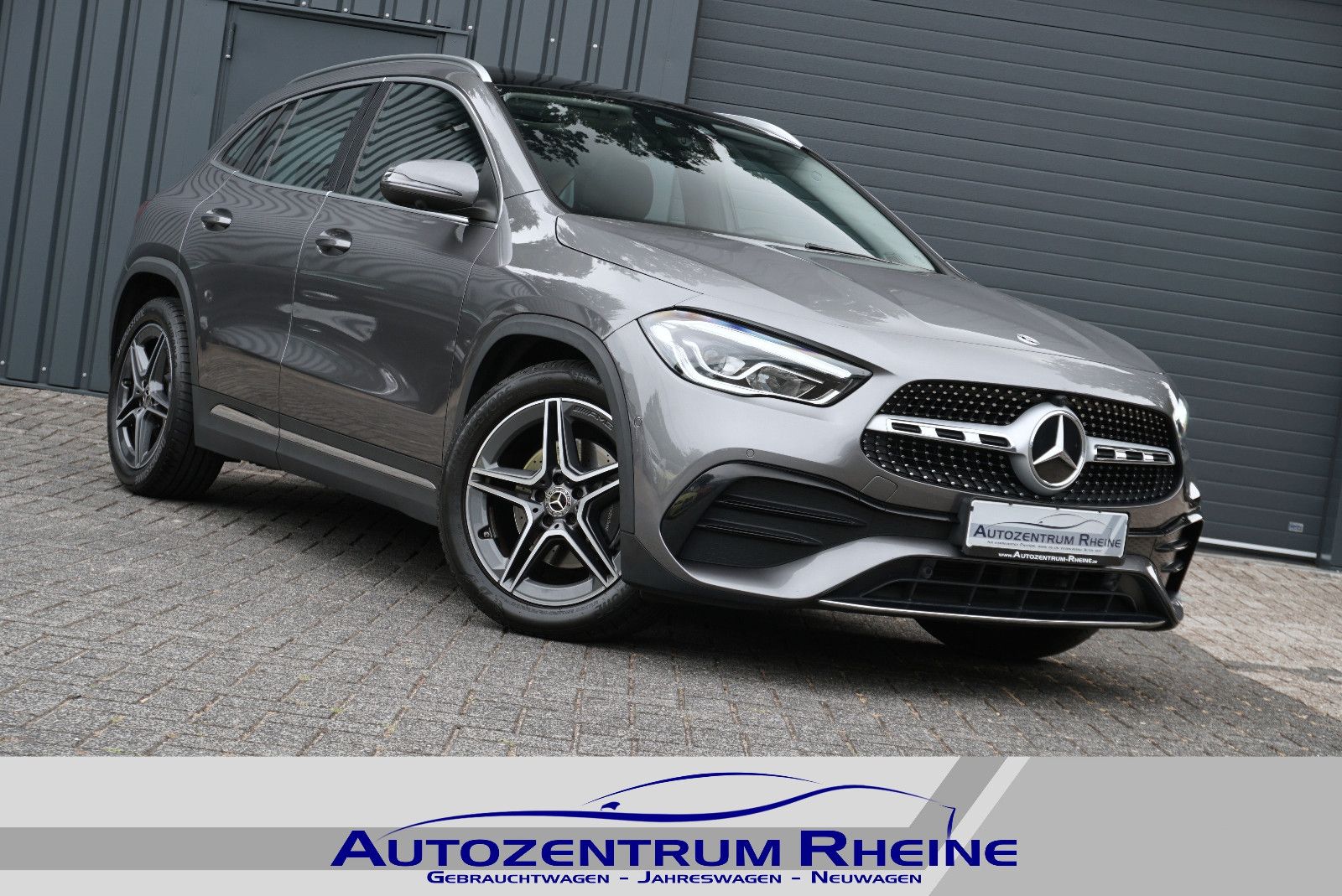 MERCEDES-BENZ GLA 200 AMG Pano Widescreen 360°Kamera AHK SHZ