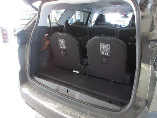 Fahrzeugabbildung Peugeot 5008 Allure Business 1.5D LED/NAVI/PDC/360°/DAB