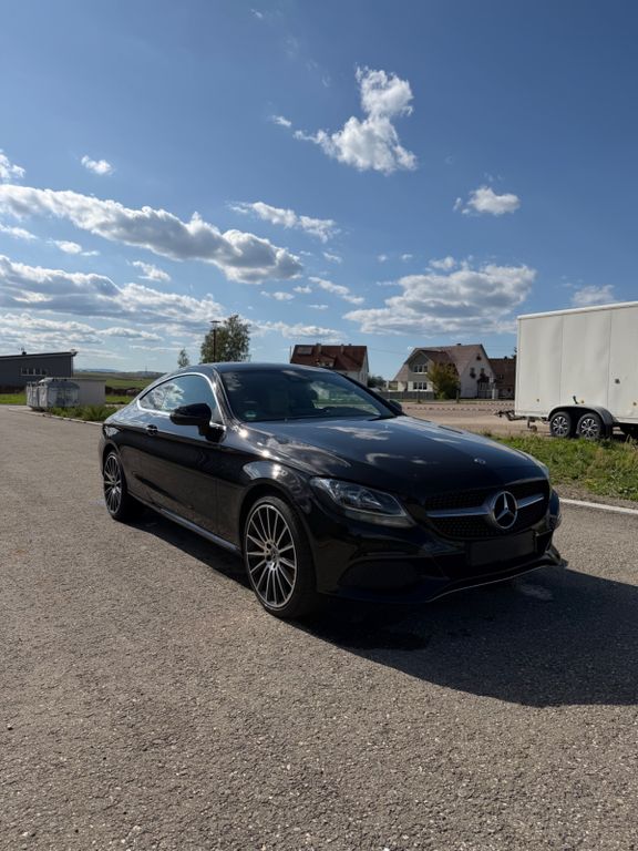 Image of Mercedes-Benz C 400