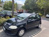 Volkswagen Fox 1,2 Standard - Volkswagen Fox Standard mit Benzin-Antrieb