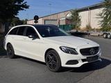Mercedes-Benz C 200 C T-Modell C 200 CGI - gebrauchte Mercedes-Benz C 200 aus dem Jahr 2014