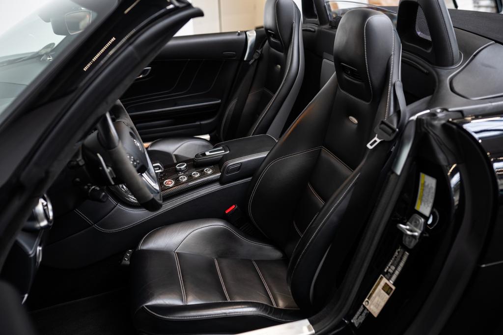 Mercedes-Benz SLS AMG