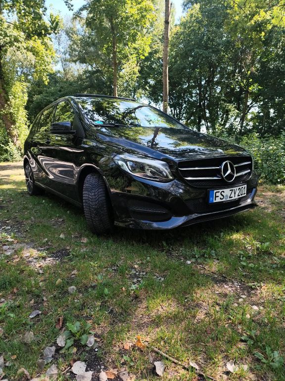 Image of Mercedes-Benz B 220