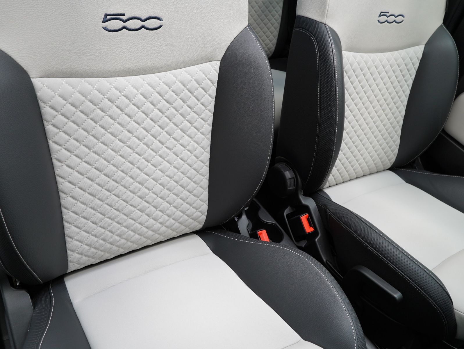 Fahrzeugabbildung Fiat 500C Dolcevita Cabrio