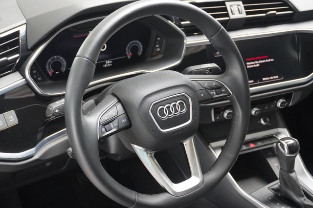 Audi - Q3 Bild 15
