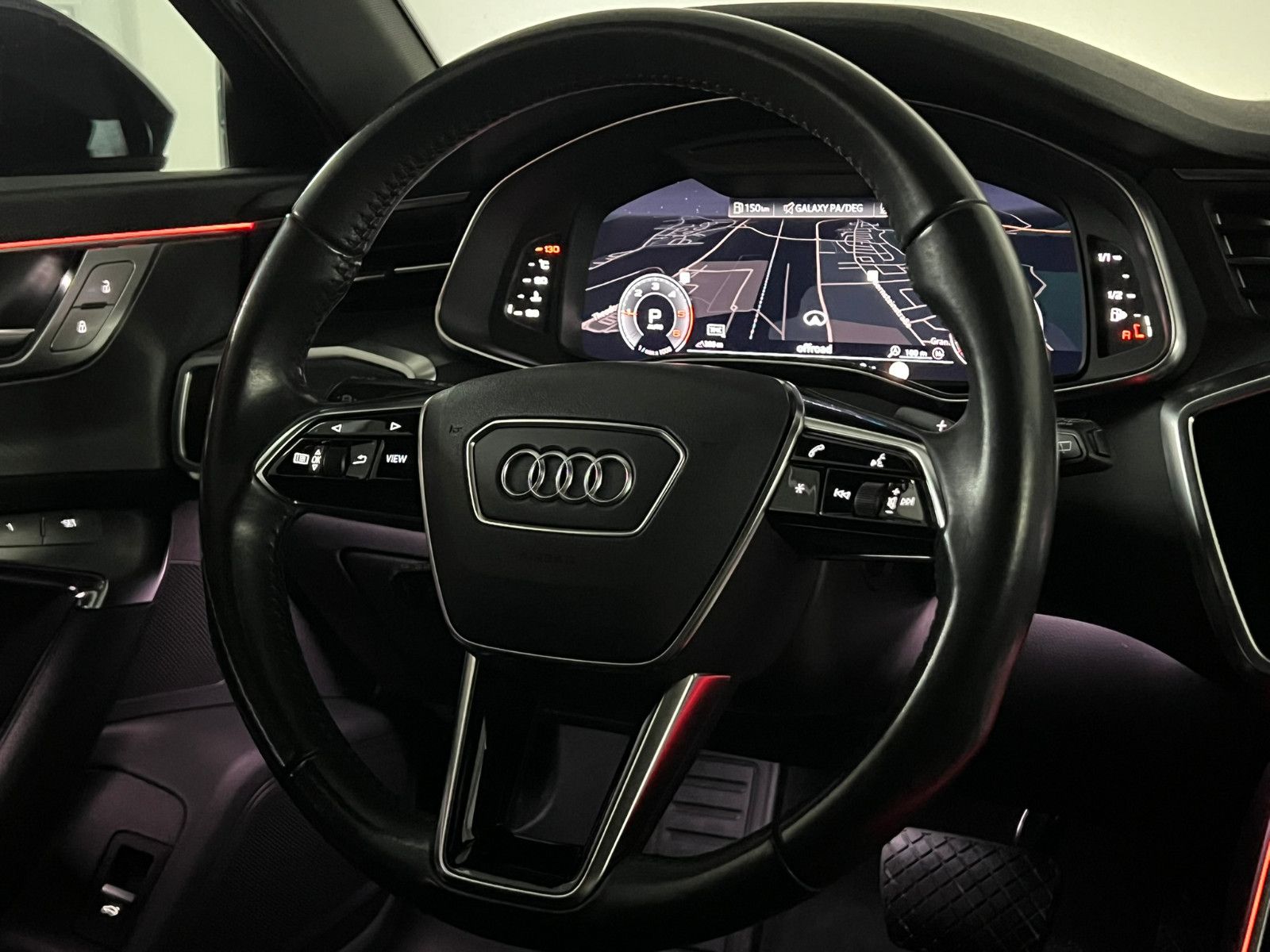 Fahrzeugabbildung Audi A6 Avant 50 TDI Quattro S-LINE SPORT/PANO/AHK/AC