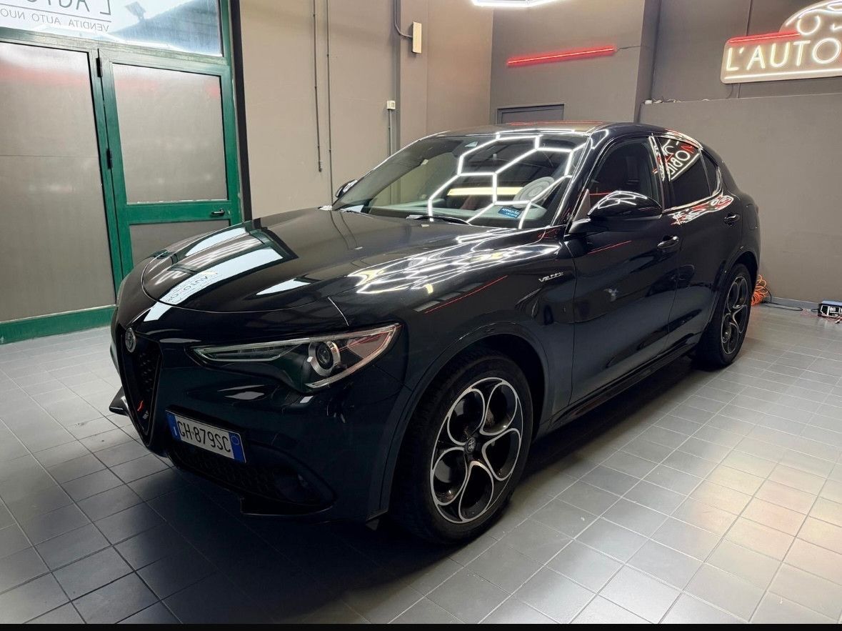 Alfa Romeo Stelvio 2.2 Turbodiesel 210 CV AT8 Q4 imagem 3