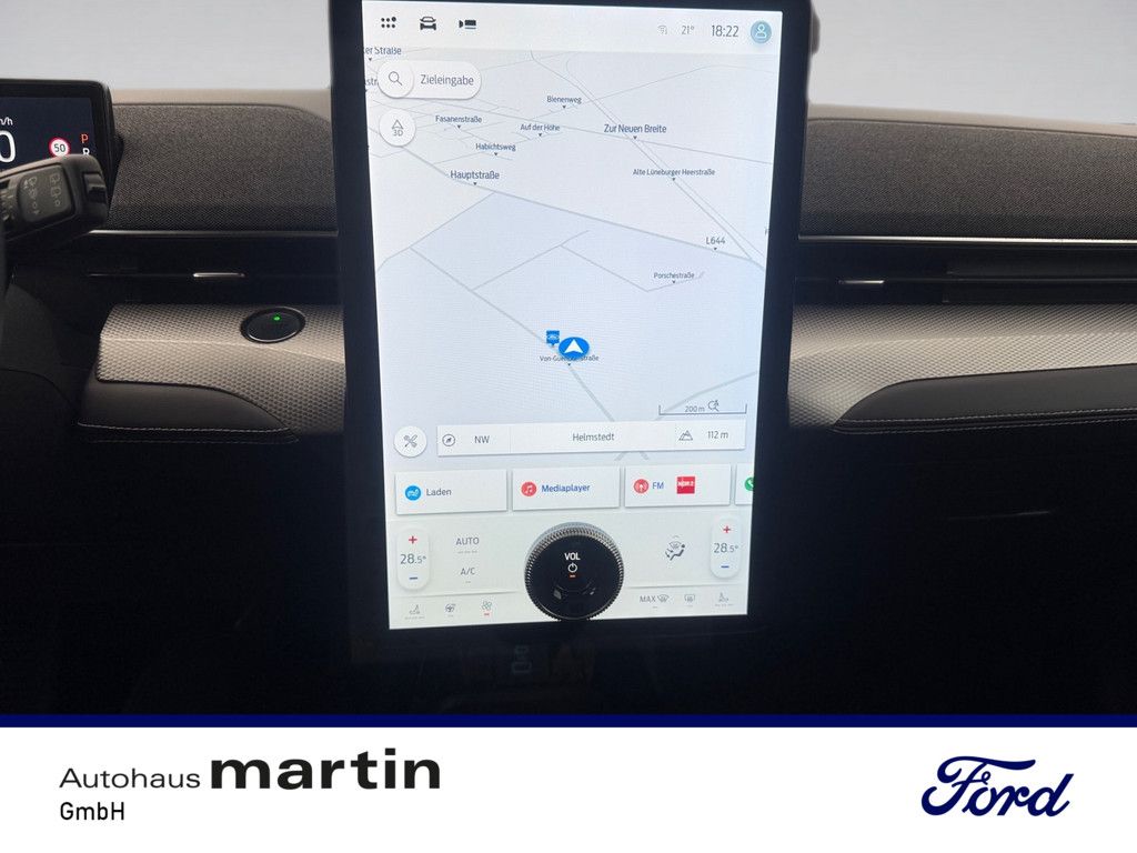 Fahrzeugabbildung Ford Mustang MACH-E Extended Range ACC LED PANO 360°