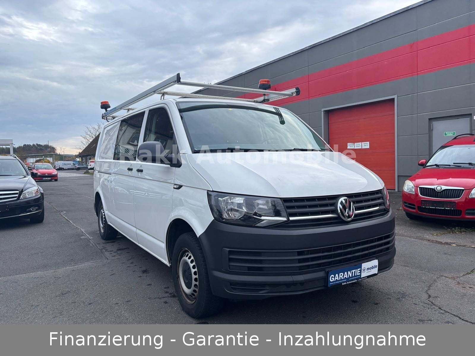 Fahrzeugabbildung Volkswagen T6 Transporter 2.0 TDI Kasten lang-STDHZ-AHK-NAV