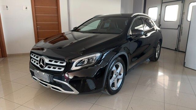Image of Mercedes-Benz GLA 180