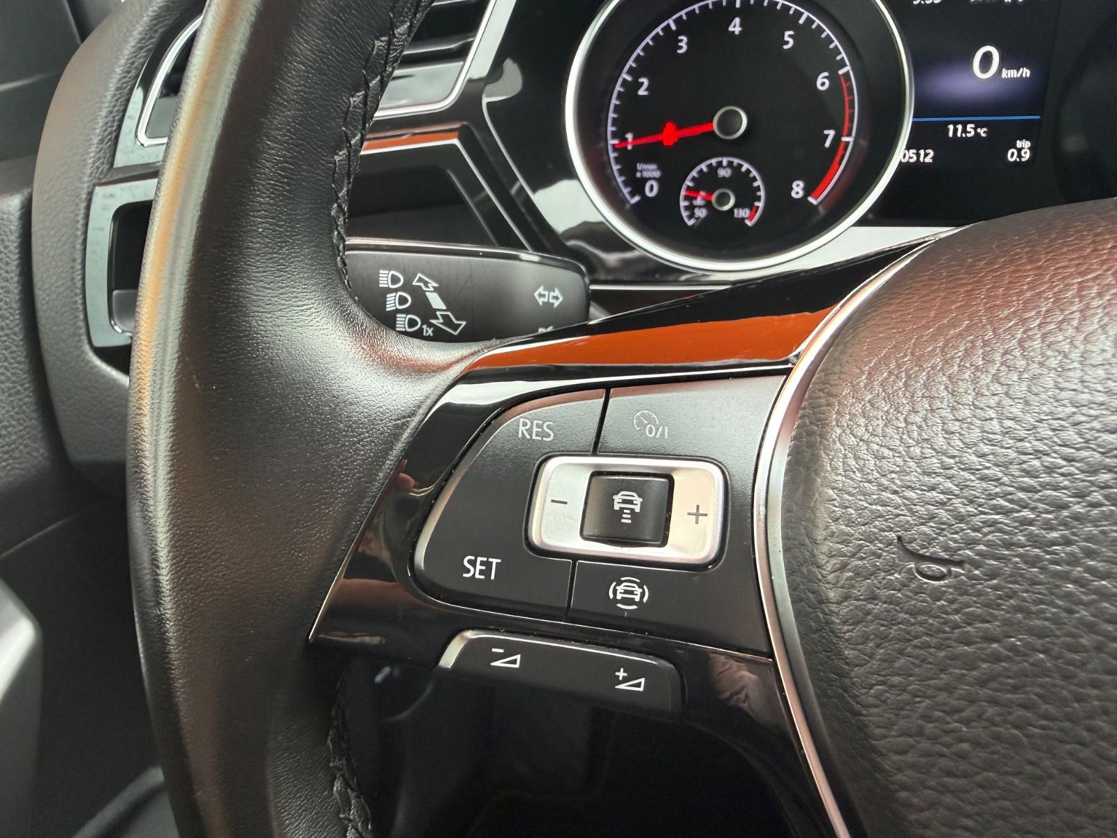 Volkswagen Touran Highline 7 Sitzer ACC Kamera, миниатюра 19