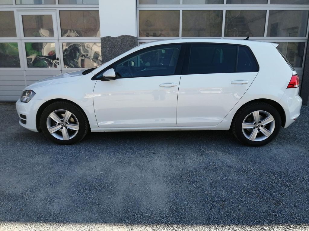 Image of Volkswagen Golf