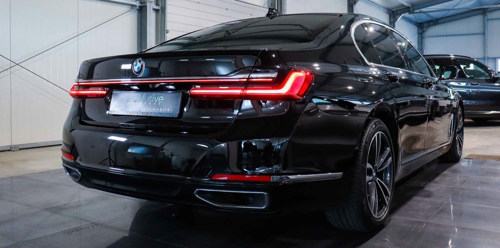 BMW 730