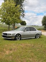 BMW E38 730d - BMW 730: E38