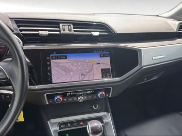 Audi Q3 - 11