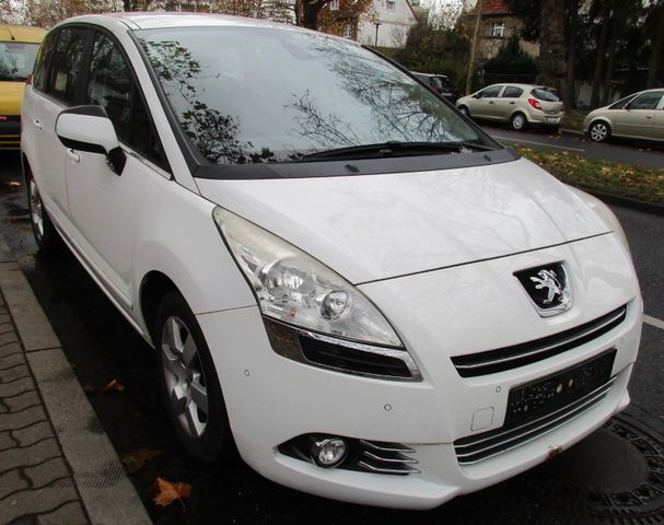 Peugeot 5008 Active Automatik