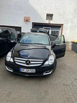 Mercedes-Benz Mercedes R Klasse 320 CDI 4MATIC - Mercedes-Benz E 320: 4matic