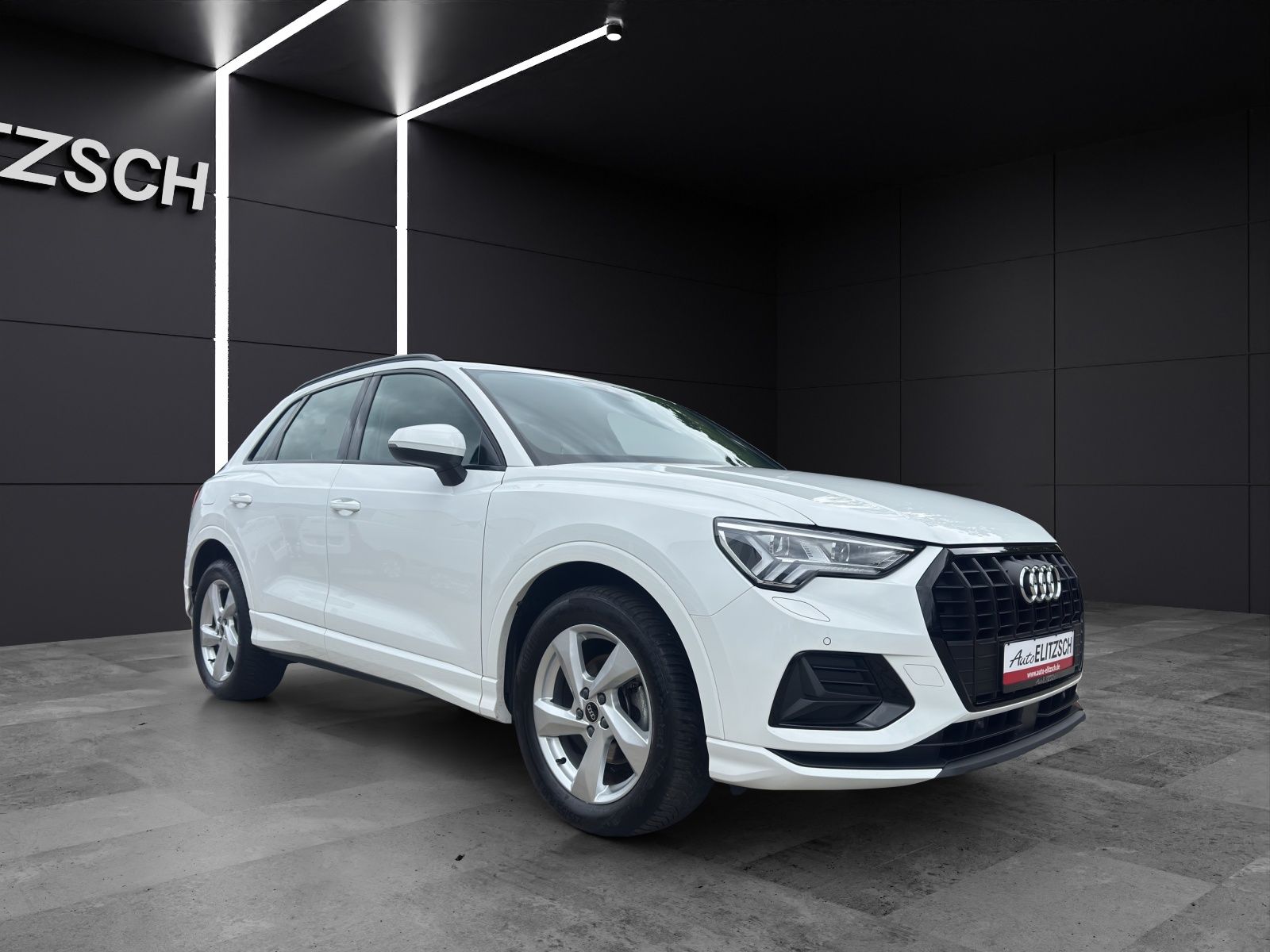Fahrzeugabbildung Audi Q3 35 TDI advanced S tronic    Matrix LED  Navi