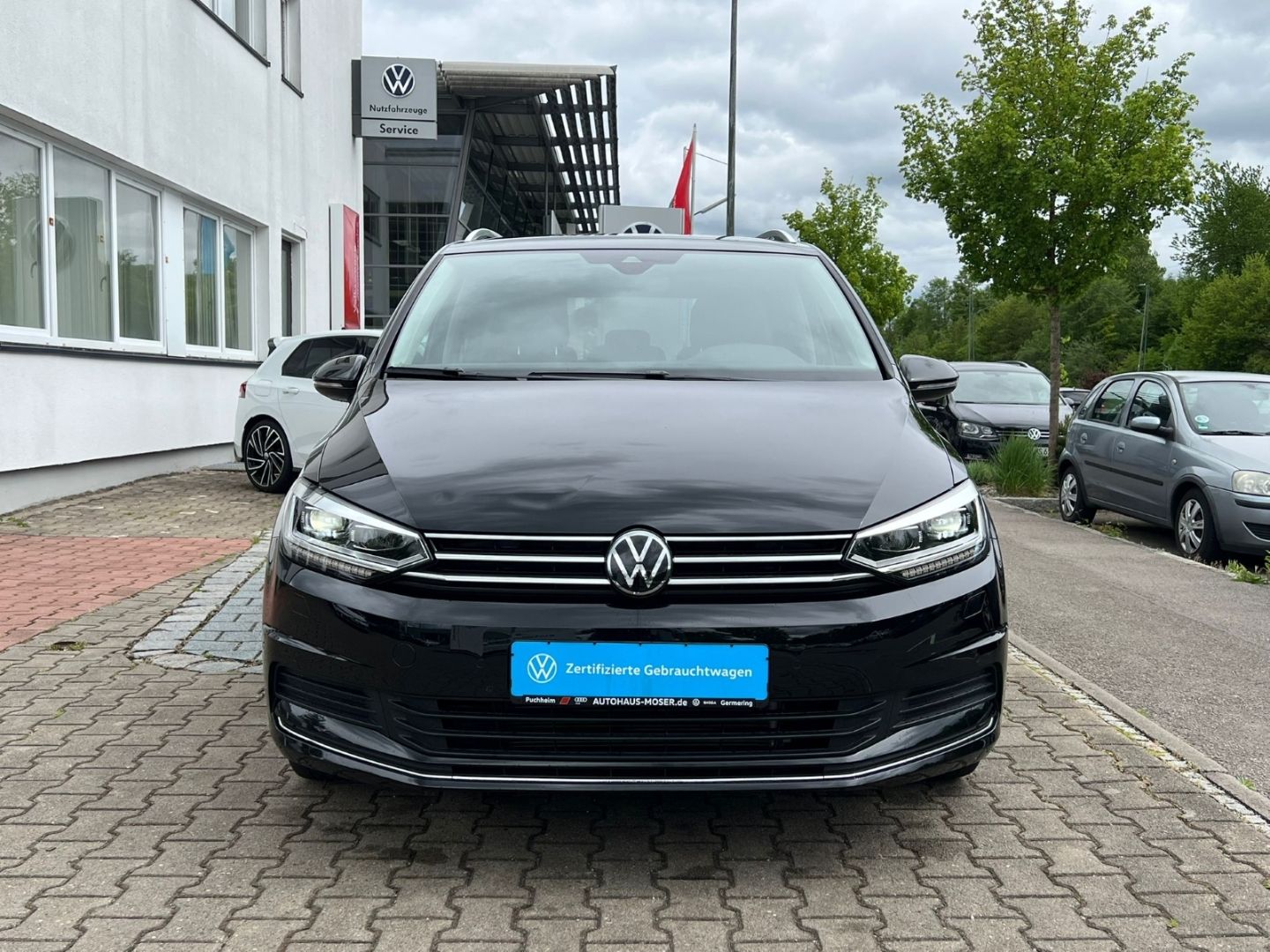 Touran 2.0TDI DSG GOAL AHK*7Sitze*IQ*Navi*elHeck