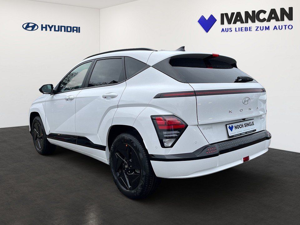 Fahrzeugabbildung Hyundai KONA Elektro 65kWh Trend Assistenz-Paket