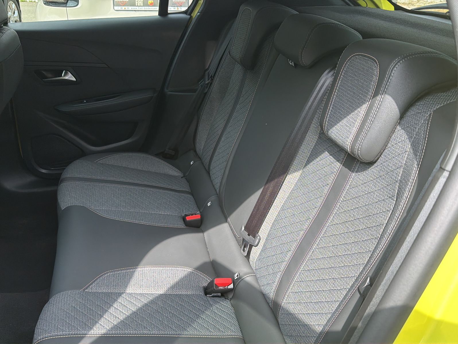 Fahrzeugabbildung Peugeot 208 101 Allure - Tempomat