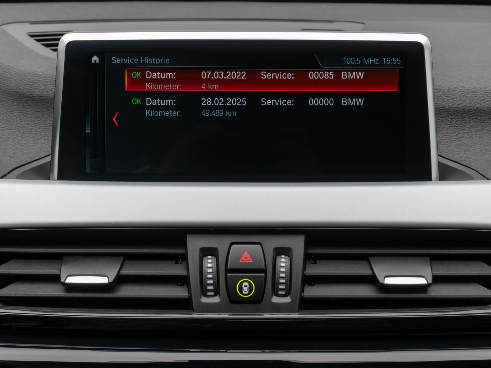 Fahrzeugabbildung BMW X1 xD25e DAB Navi ParkAssist Lordos Geschwindig