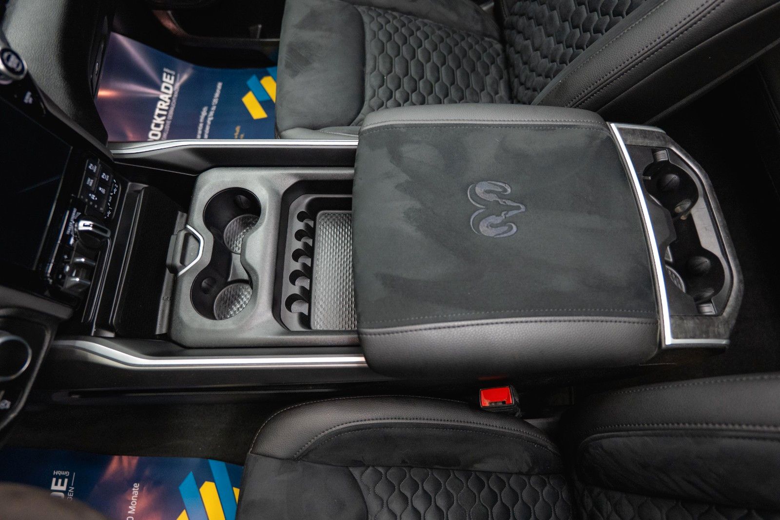 Fahrzeugabbildung Dodge RAM 5.7 V8 HEMI 4x4 Limited Longbed Airmatic 19%