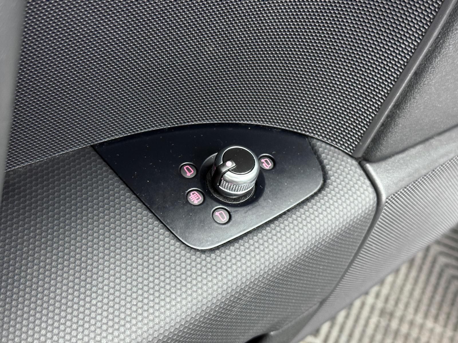 Fahrzeugabbildung Audi TT 2.0 TFSI QUATTRO/S-LINE/S-TRONIC/LIEBHABERSTK