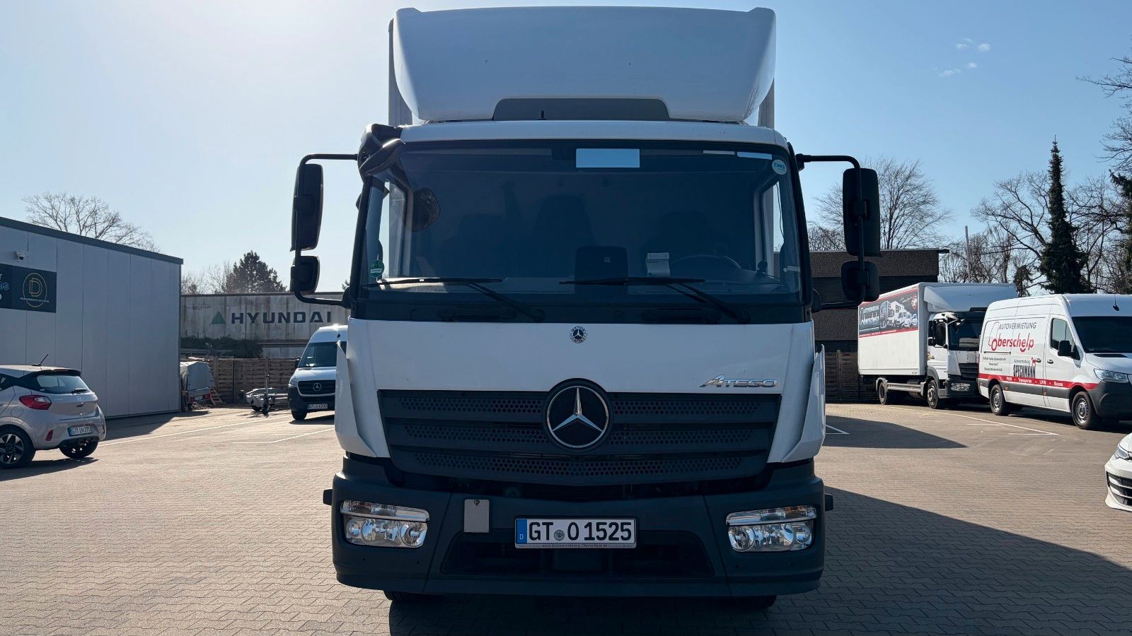Fahrzeugabbildung Mercedes-Benz Atego 1524 Koffer LBW