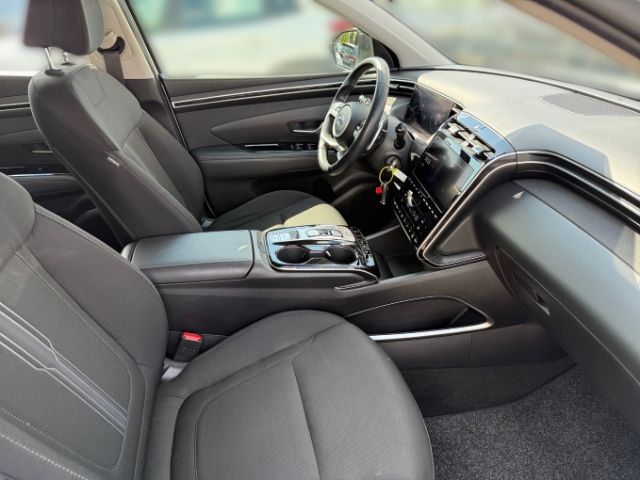 Fahrzeugabbildung Hyundai Tucson Select Hybrid 2WD 1.6 T-GDI +KLIMA+NAVI+C