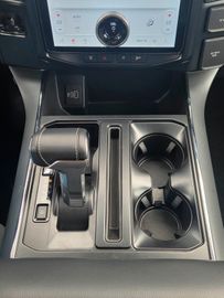 Ford F 150 Lightning Flash grosse Batterie im Vorlauf