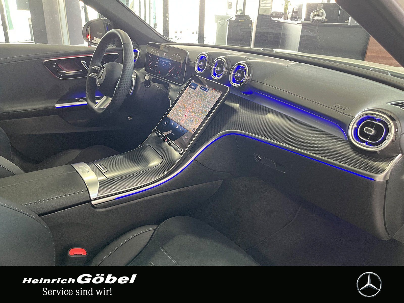 Fahrzeugabbildung Mercedes-Benz C 220 d AMG+PANO+AHK+NIGHT+DIGITAL+360°+CARPLAY
