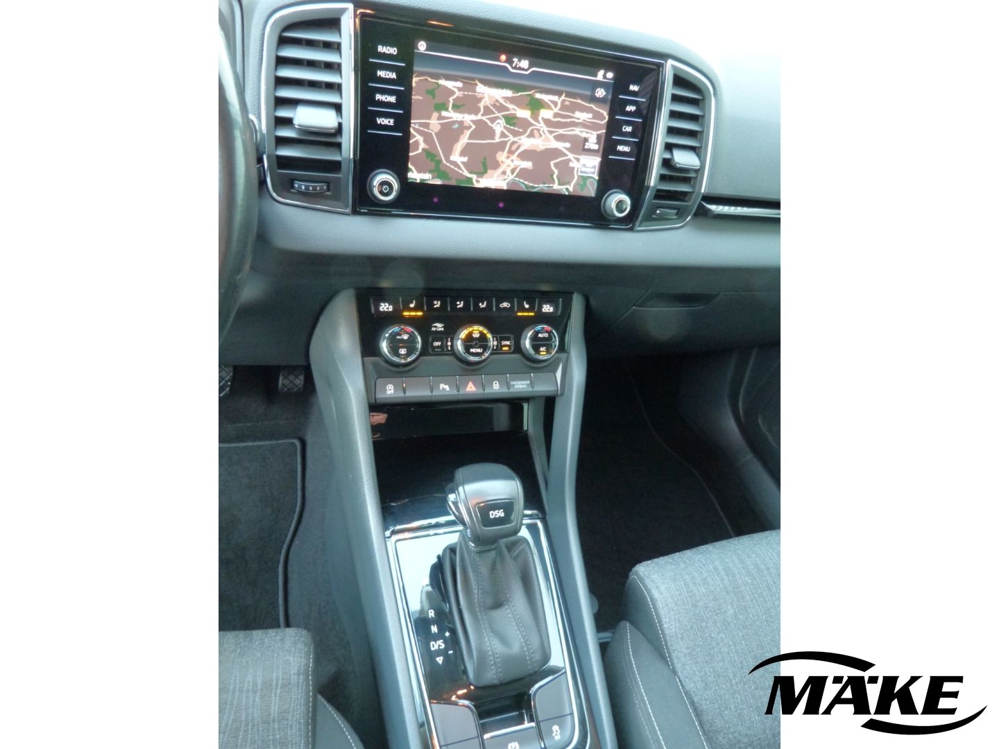 Karoq 1.5 TSI, AHK, LED, Navi, SHZ, El. Heckklap