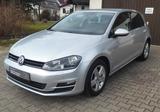Volkswagen Golf VII 1.4 TSI DSG/TEILLEDER/NAVI/SHZ/ALU/PDC - Autos mit Automatikschaltung