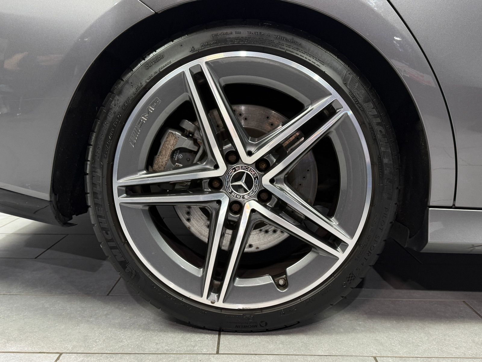 Fahrzeugabbildung Mercedes-Benz CLA 45 AMG Shooting Brake 4Matic|VOLL|