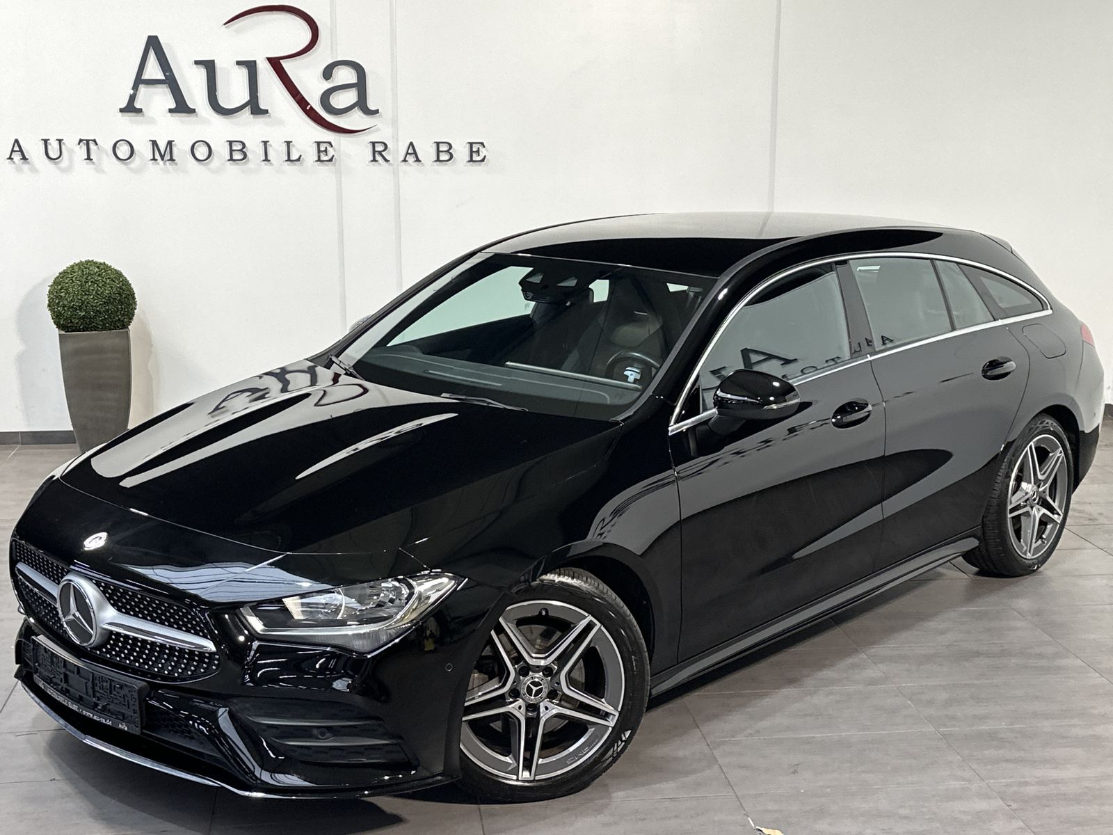 Fahrzeugabbildung Mercedes-Benz CLA 220d Shooting Brake AMG-Line NAV+KAM+18ZO+PP